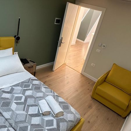 Comfort Rooms Pogradec Buitenkant foto