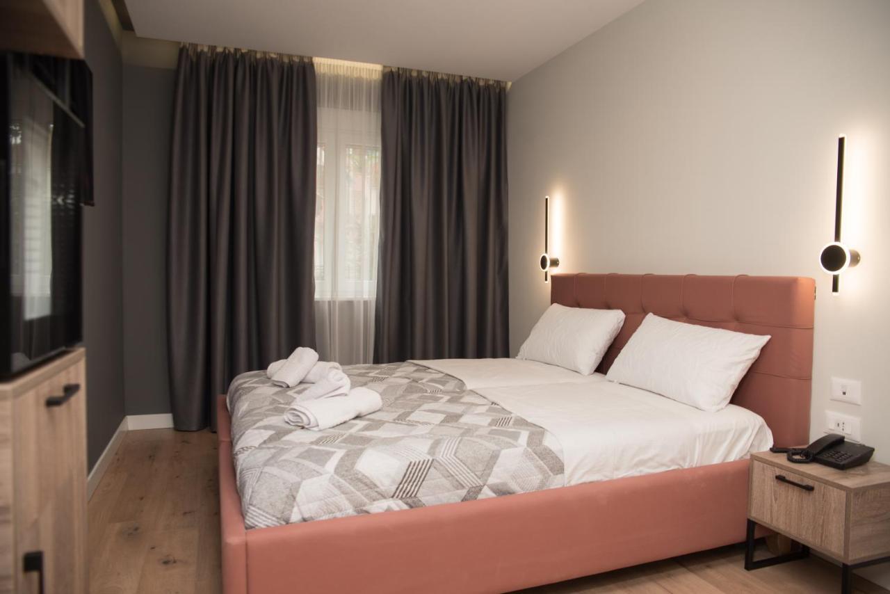 Comfort Rooms Pogradec Buitenkant foto