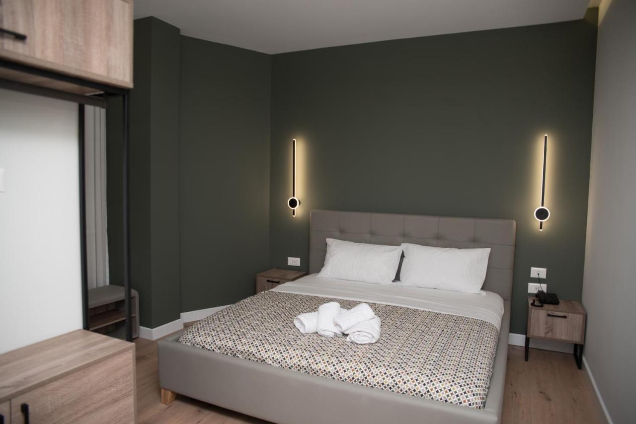 Comfort Rooms Pogradec Buitenkant foto